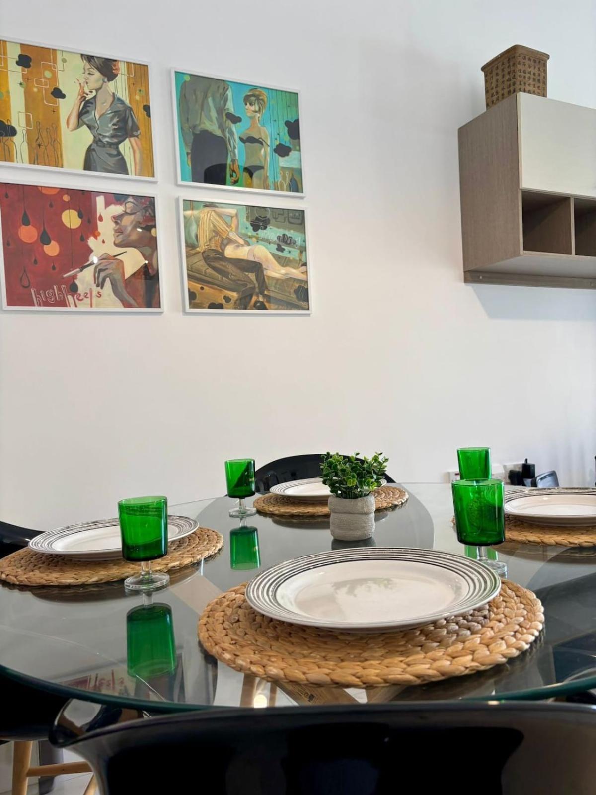 Sea Side Beautiful One Bedroom Apartamento *